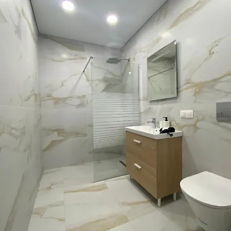 Garden Of Eden M 502 Two Bedroom Appartamento