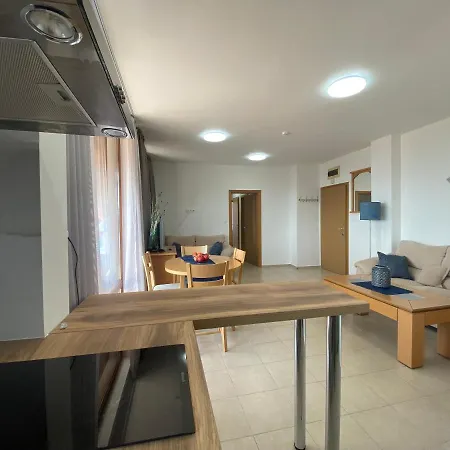 Garden Of Eden M 502 Two Bedroom Appartamento Sveti Vlas