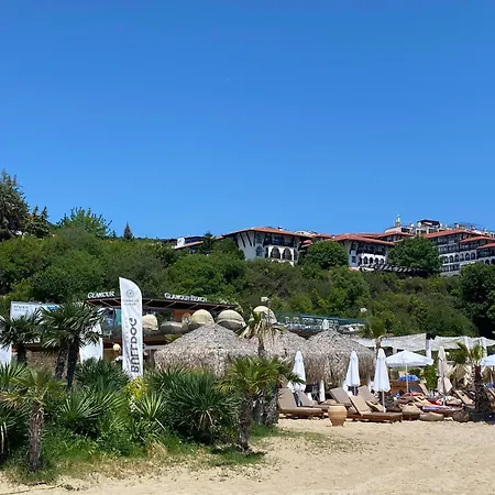 Garden Of Eden M 502 Two Bedroom Appartamento